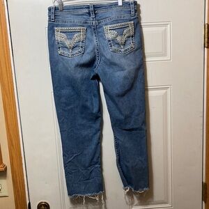 Vigoss Blue Cropped Jeans with Embellished Pockets